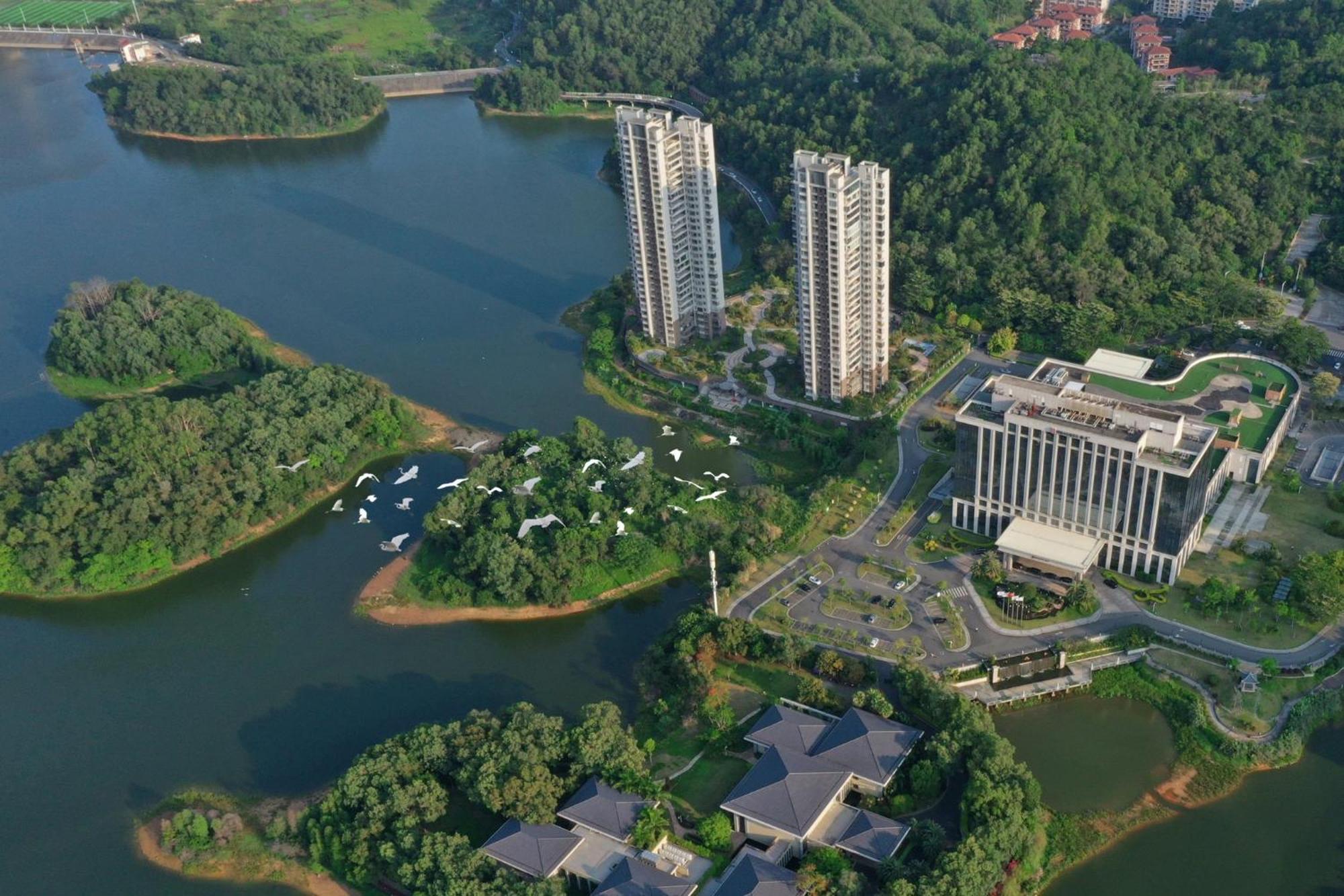Hualuxe Yangjiang City Center Eksteriør billede